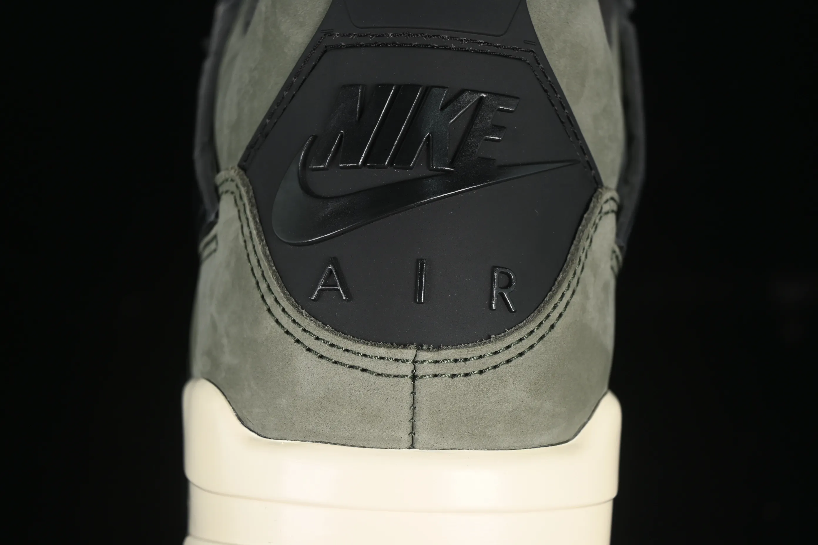 All categories Air Jordan Jordan series basketball shoes Air Jordan 4 OG version Undefeated x Air Jordan 4 OG AJ4 Joe 4 olive green suede IB1519-200